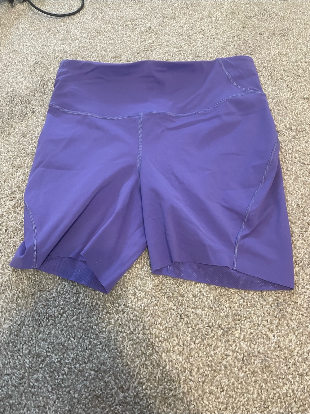 Lululemon Wunder Train Purple High-Waist Women’s Active Shorts Sz 8